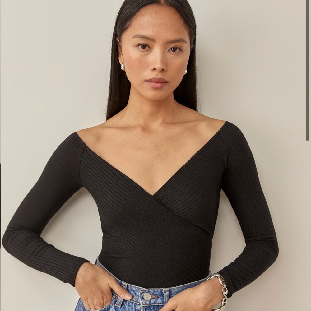Reformation Minnie Top. Black NWT size medium